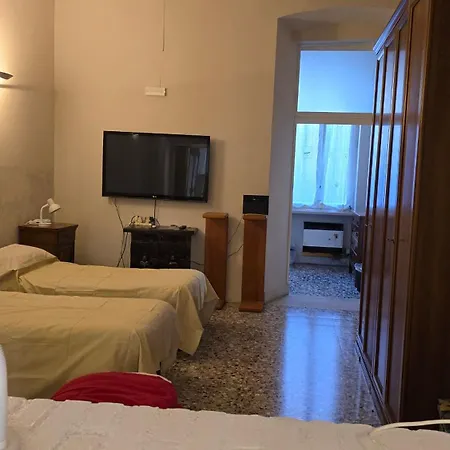 בית הארחה La Casa Di Daniele