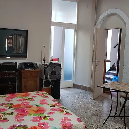 La Casa Di Daniele بيت ضيافة 3*